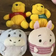 くまのプーさんキーホルダー2点、イーヨーピグレットぬいぐるみ２点