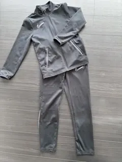 サイズ145: NIKE DRI-FIT ジュニアジャージ　上下セット
