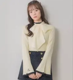 emsexcite エムズエキサイト ボウタイ付きベルスリーブニット