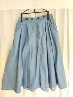 中古☆美品[ダブルネーム]デニムフレアスカート ひざ丈のサムネイル