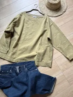 スタジオクリップ　ノーカラー　シンプル　プルオーバー　スモック　ステッチ