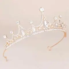 結婚式　花嫁　新婦　ティアラ　ゴールド　アクセサリー　ヘッドドレス