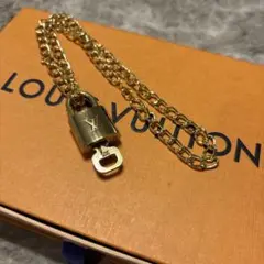 た*か様 LOUISVUITTON カデナ 南京錠 社外品ペアネックレスシルバー