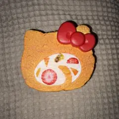HelloKittyハローキティ フルーツロールケーキ スクイーズ レアのサムネイル