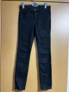 ユニクロ　ウルトラストレッチジーンズ　スキニー　　　黒　24インチ　61cm