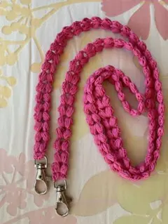 ショルダーストラップ　スマホストラップ　手編み