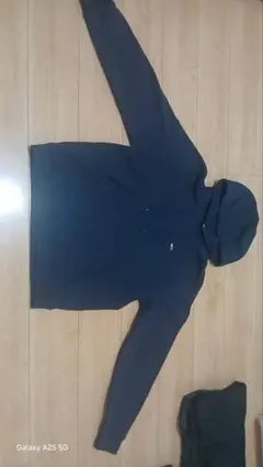 TOMMY JEANS ネイビー フード付きパーカー M