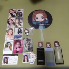 値下げ　ルセラフィム　HUH YUNJIN セット