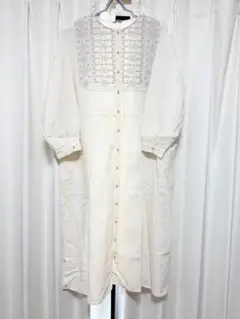 刺繍入り コットンシャツワンピース1枚、ズボン2枚、Samansa Mos2
