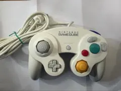 ゲームキューブコントローラー　ホワイト　後期型　スマブラ