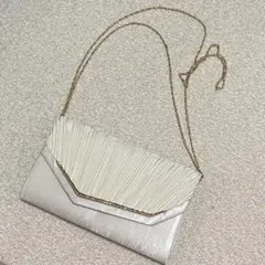 プリーツデザイン クラッチバッグ