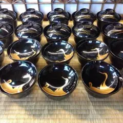 加賀蒔絵　鶴松葉文蒔絵　蓋付蒔絵椀20客　漆器　天然木　会席　お店使い　塗箱 加賀蒔絵 鶴松葉文蒔絵 蓋付蒔絵椀20客 漆器 天然木 会席 お店使い 塗