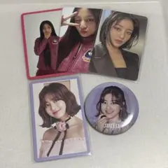 TWICE ジヒョトレカ（４枚）缶バッジ