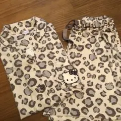 新品キティーちゃんパジャマ