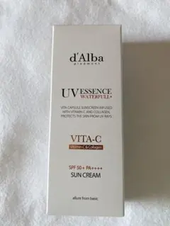 d'Alba UV ESSENCE WATERFUL+ サンクリーム
