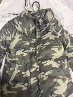 迷彩 ダウンジャケット