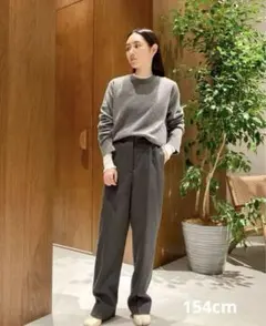 美品 BACCA ストレート ワイド トラウザーパンツ センタープレスのサムネイル