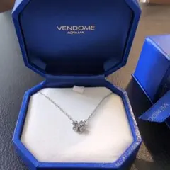 VENDOME 花モチーフ プラチナネックレスのサムネイル
