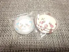 ちいかわ　刺繍缶バッチ　ラバーキーホルダー　ラッコ