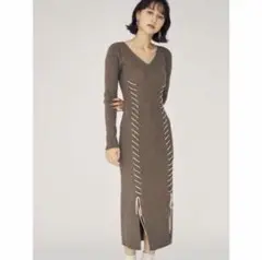 マーキュリーデュオ　レースアップロングニットワンピース