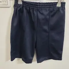紺色の体操服ハーフパンツ 140