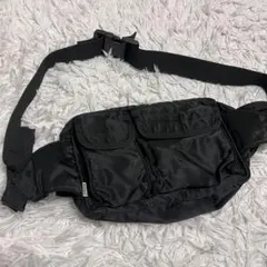 BEAMS ブラック ウェストポーチ