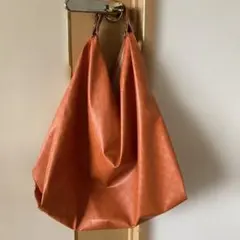 Item thumbnail for item f5d33a1b-fe99-472e-bd32-edec8cd0c969