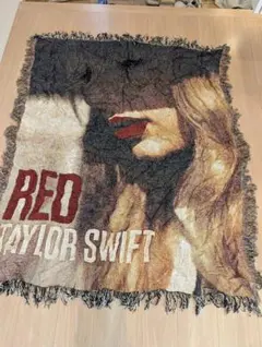希少 Taylor Swift RED ブランケット フリンジ付き タペストリーのサムネイル