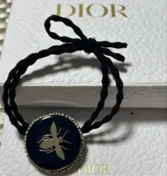 セール中！　Dior ヘアゴム ビーモチーフ チャーム付き