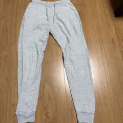 ZARA薄手のスウェットパンツ