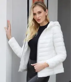 ホワイト フード付き ダウンジャケット　シーイン　ポケット　白　新品　ZIAI