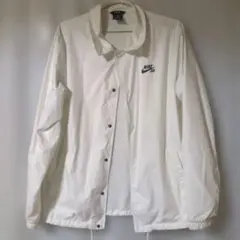Nike SB ホワイト マウンテンパーカー