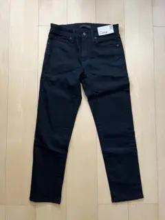 【新品】UNIQLO ウルトラストレッチスキニーフィットジーンズ 28インチ