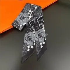 リボンスカーフ バッグスカーフ ブラック　黒　花　カメリア　バッグチャームのサムネイル