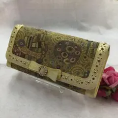 Item thumbnail for item 997b93ae-3bdc-4b90-a568-a10164e2f3a7