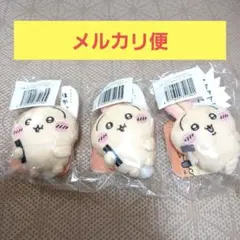 ちいかわ　うさぎだらけくじ　Ｅ賞ぬいぐるみバッジ３個セット