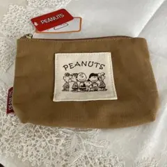 新品⭐︎PEANUTS ピーナッツ スヌーピーポーチのサムネイル