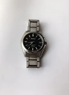 SEIKO ソーラー 電波時計　チタン製　ブラック