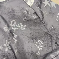 Nike フード付きウインドブレーカー グレー/ブラック