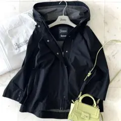 美品 ヘルノ 撥水 ラミナー マウンテンパーカー 44 ゴアテックス ブラック