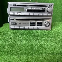 日産純正カーステレオユニット、型番：RM-A50SAXB。のサムネイル