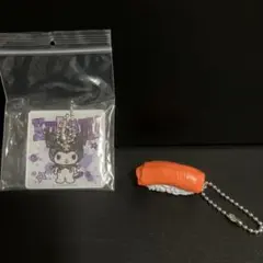 クロミちゃんアクリルキーホルダー　サーモン握りキーホルダー