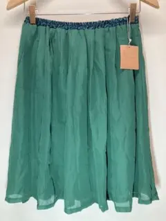 pink adobeフレアスカート グリーン（M）