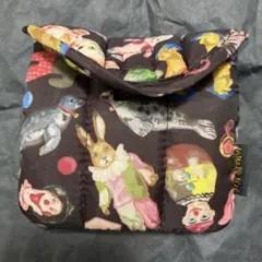 ナタリーレテ サーカス柄 ナイロンミニポーチ　タグ無し未使用