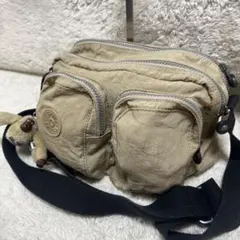 キプリング　Kipling ショルダーバッグ　ゴリラチャーム　斜め掛け可能のサムネイル