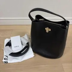 FURLA ダナエ　ミニ　バケットバッグ　ブラック