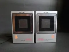 ★昭和レトロ 当時物 SONY APM-090 高感度アンプ内蔵平面パワードスピーカー スタンド付き！おまけ付き！★ ステレオ小型スピーカー 1984年9月 | ソニー坊やと呼ばれた男