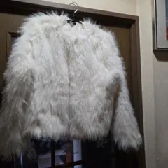 RMAP NICE CLAUPフォックス風ノーカラーファーコート