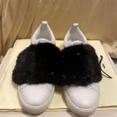 VALENTINO ホワイトスニーカーミンクファー付けのサムネイル