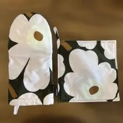 マリメッコ　ミトン、鍋敷き